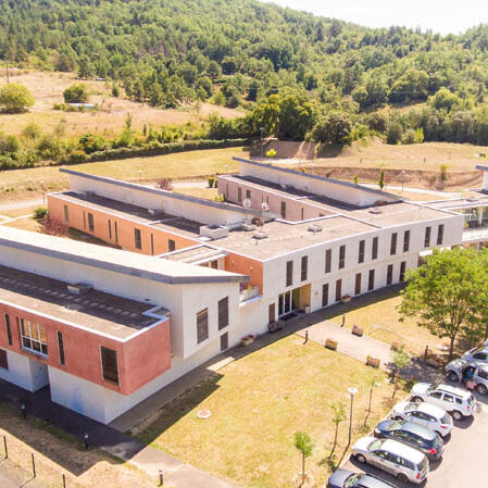 FAM – Rennes-Les-Bains_DJI_0139 foyer accueil médicalisé la terrasse du cardou ussap