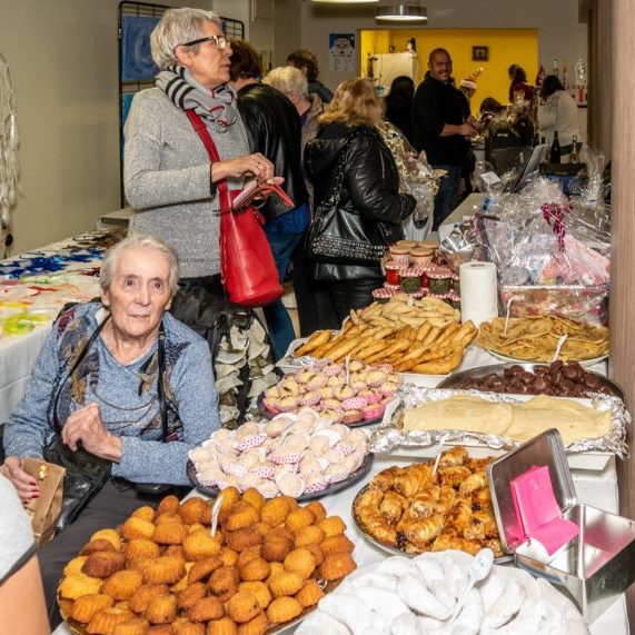 MARCHE DE NOEL EHPAD Azema BANYULS phA 30.11.2019.docx ussap marché de noel résidence vincent azema
