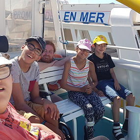 enfants-iem-galaxie opération Relâcher des tortues CESTMed